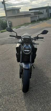HONDA CB 650R E-CLUTCH 